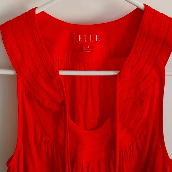 Elle Small Orange Tank - Picture 2 of 3